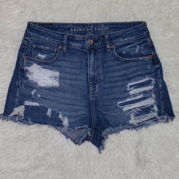 American Eagle Distressed Mom Shorts - Picture 3 of 6